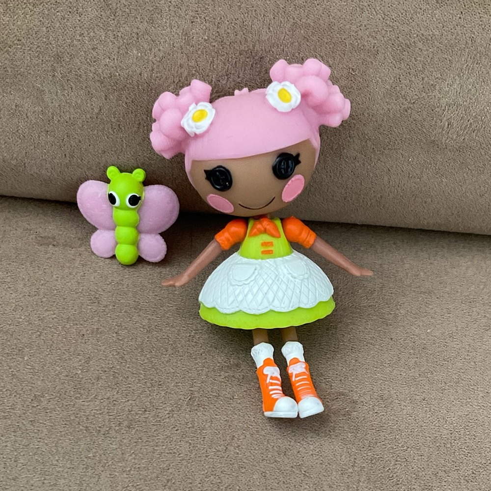 Lalaloopsy Mini Blossom Flowerpot Doll
